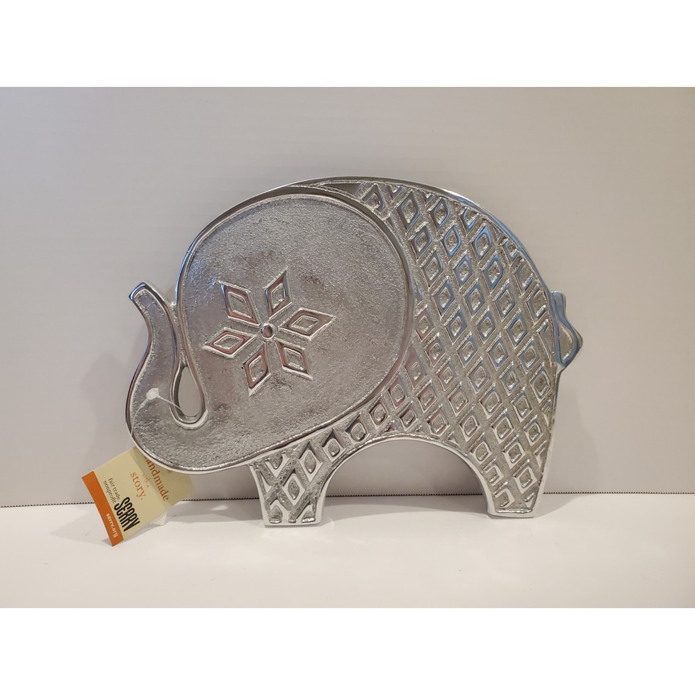 Serrv Aluminum Elephant Trivet Hot Plate Vintage Kitchen Decor Tag Included